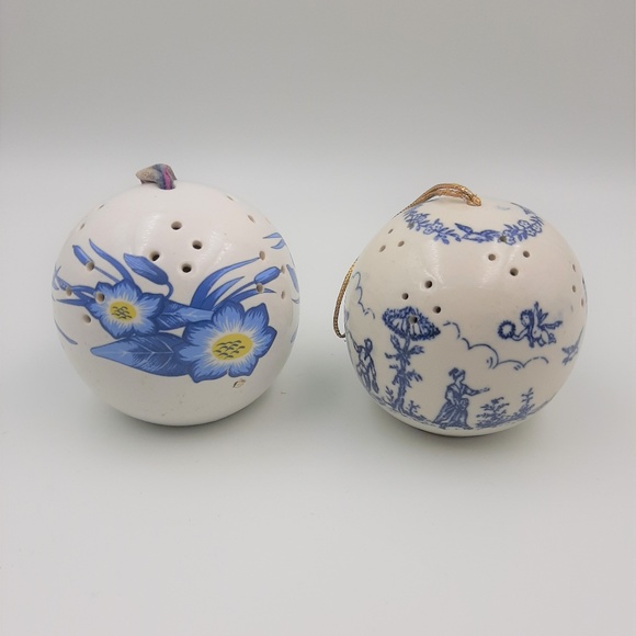 Ornaments Other - Vintage Aroma Diffuser Ornaments Style